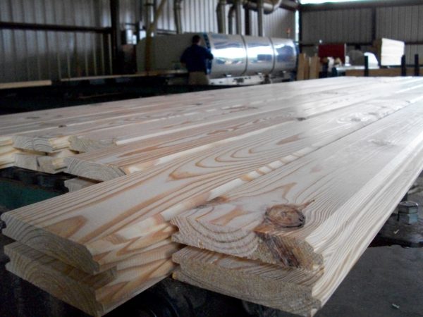 3" Knotty Pine Flooring - Image 3