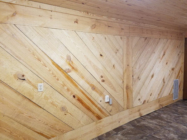 Rough Cut Pine - Interior - Image 14