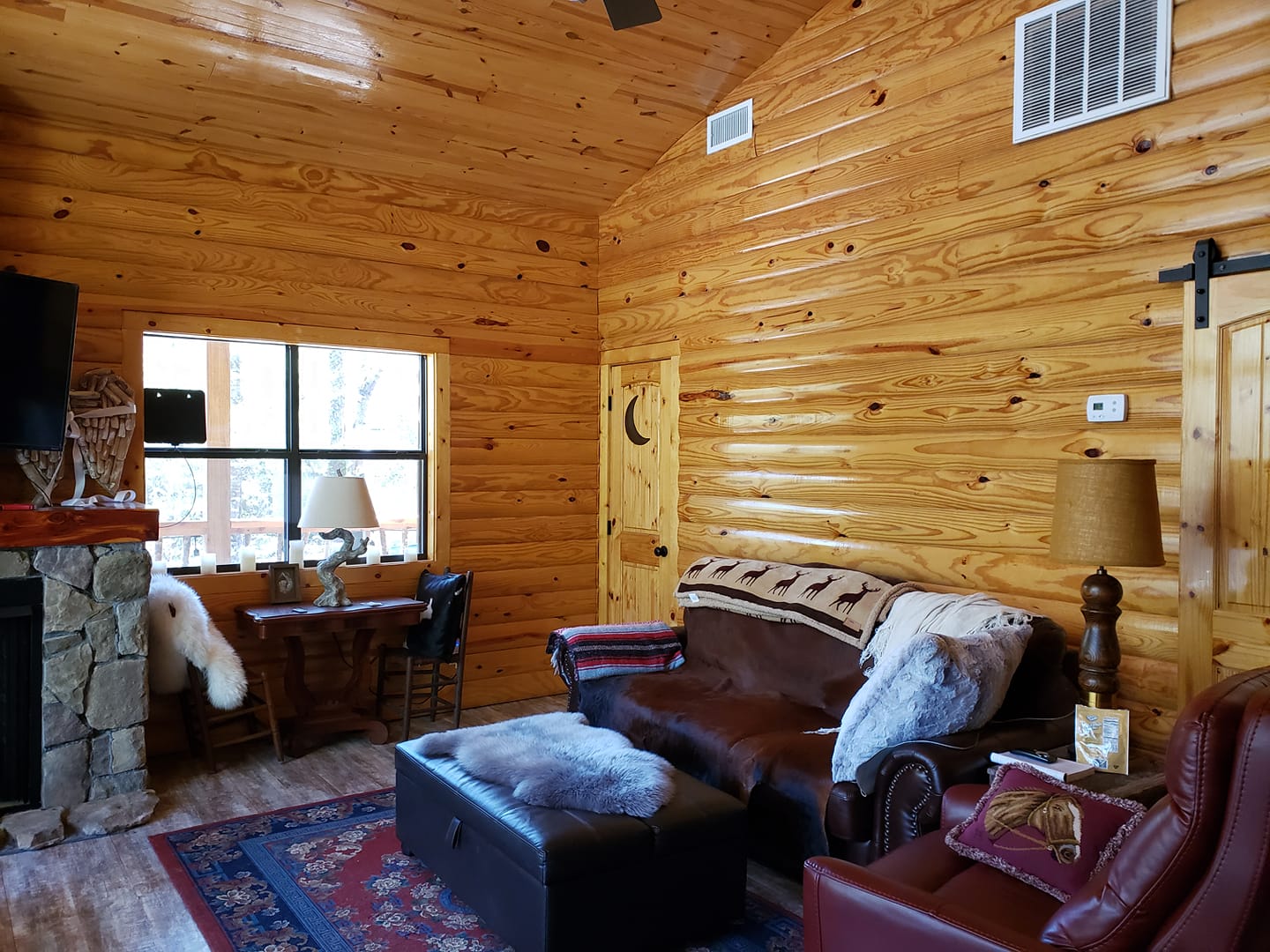 Log Cabin Siding – Untreated, Heart Pine Floors