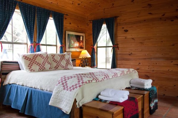 Select Knotty Pine V-Groove - Image 6
