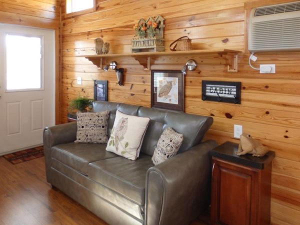 Select Knotty Pine V-Groove