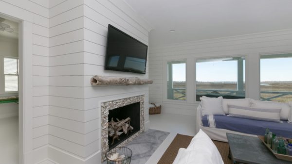 Pre-Primed Shiplap Nickel Gap - Image 6