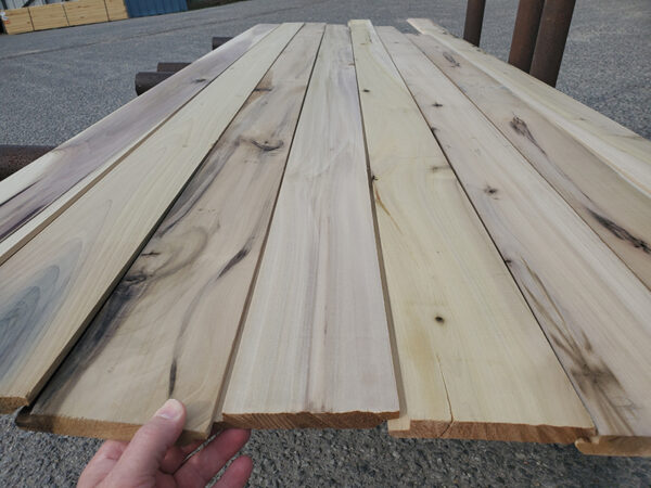 Rustic Poplar Shiplap Nickel Gap - Image 6